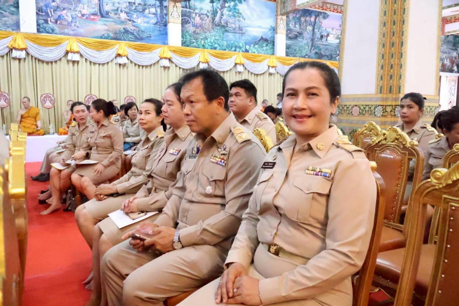 อบจ.ขอนแก่น ร่วมพิธีเจริญพระพุทธมนต์เจริญจิตตภาวนา